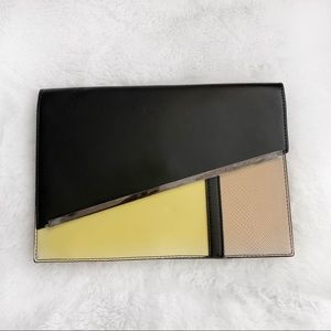 BCBG CLUTCH PURSE HANDBAG BLACK BAG FAUX LEATHER COLOR BLOCK